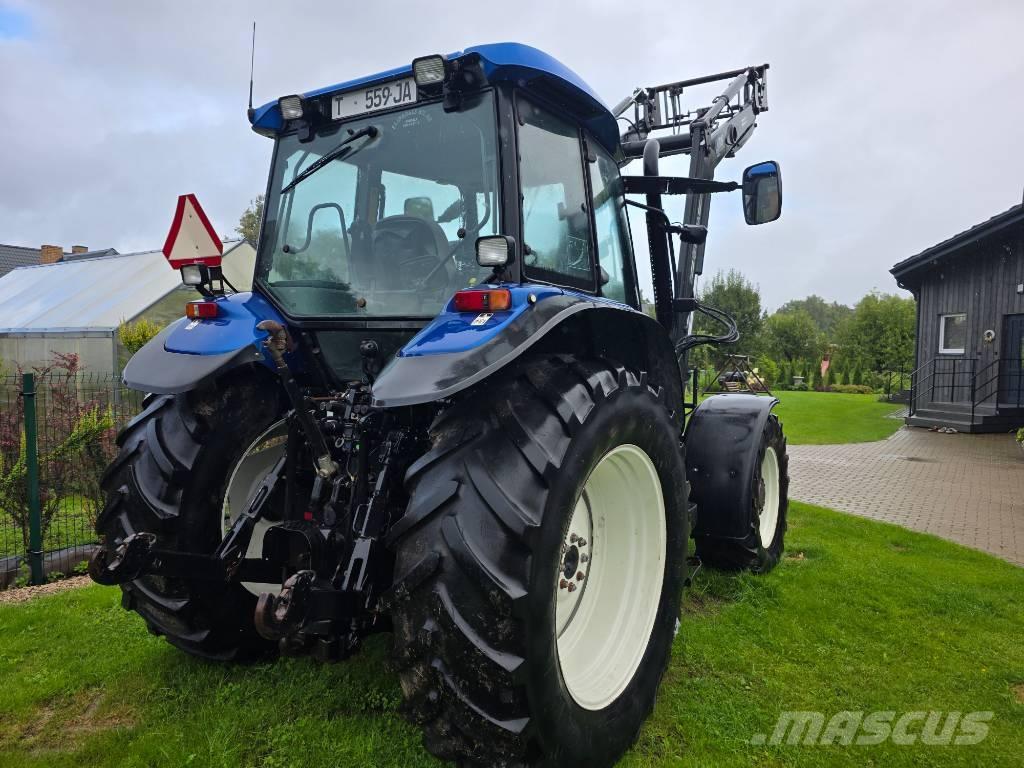 New Holland TM 120 Tractoren