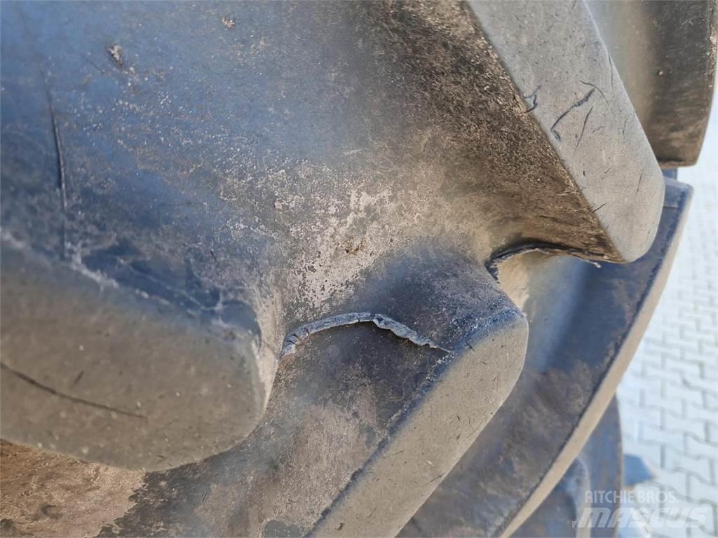 Michelin 420/70R24 Banden, wielen en velgen