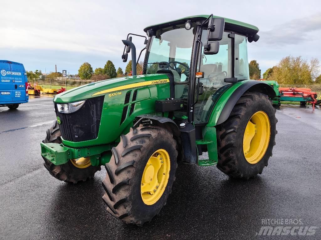 John Deere 5100 M Tractoren