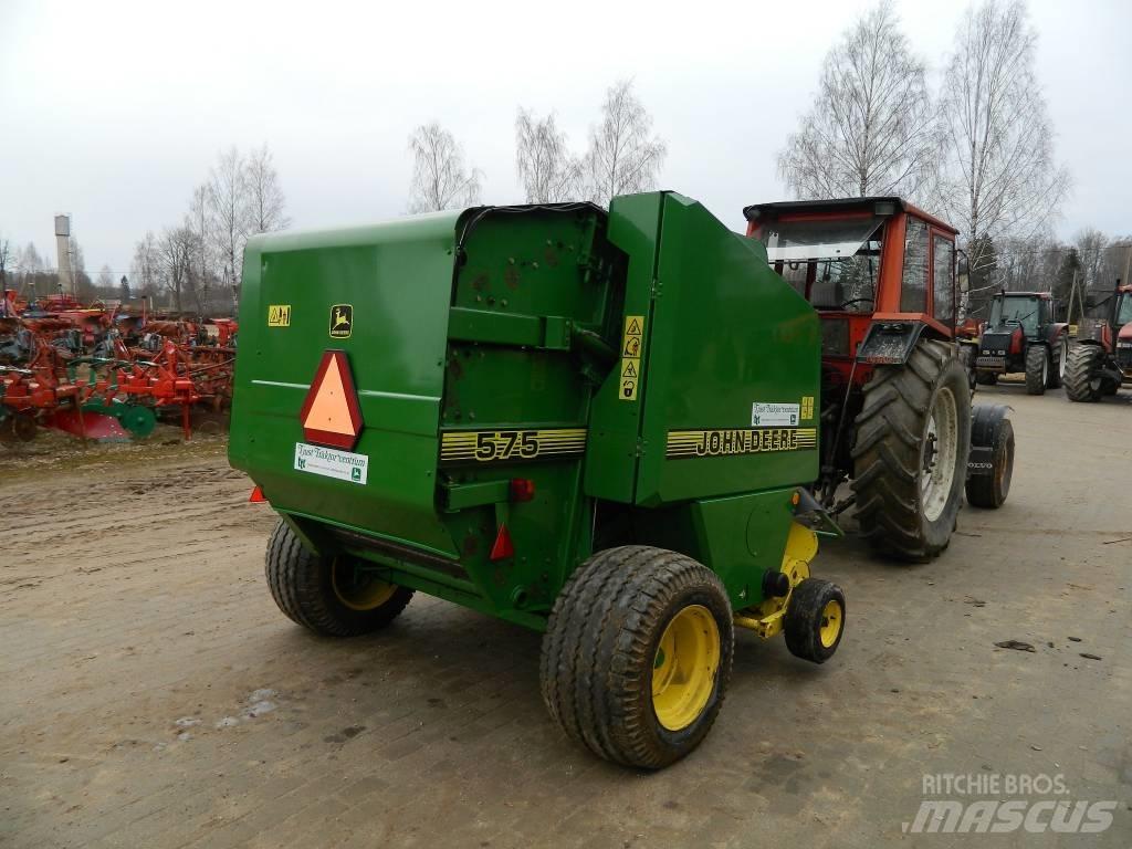 John Deere 575 Ronde-balenpersen