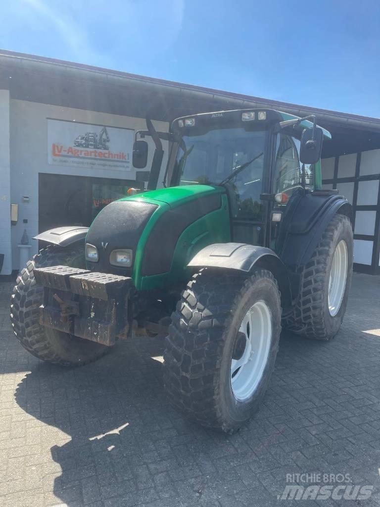 Valtra N 141 Tractoren