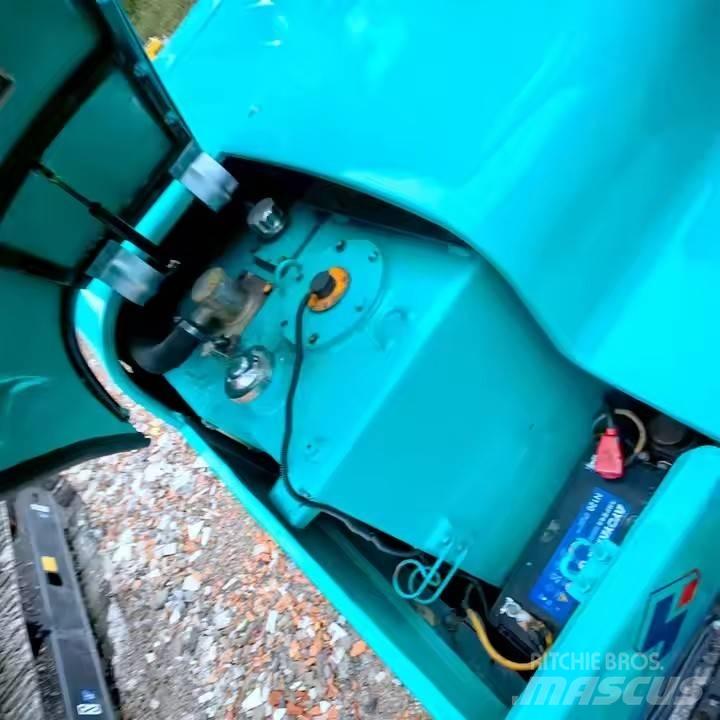 Sunward SWE70 Rupsgraafmachines