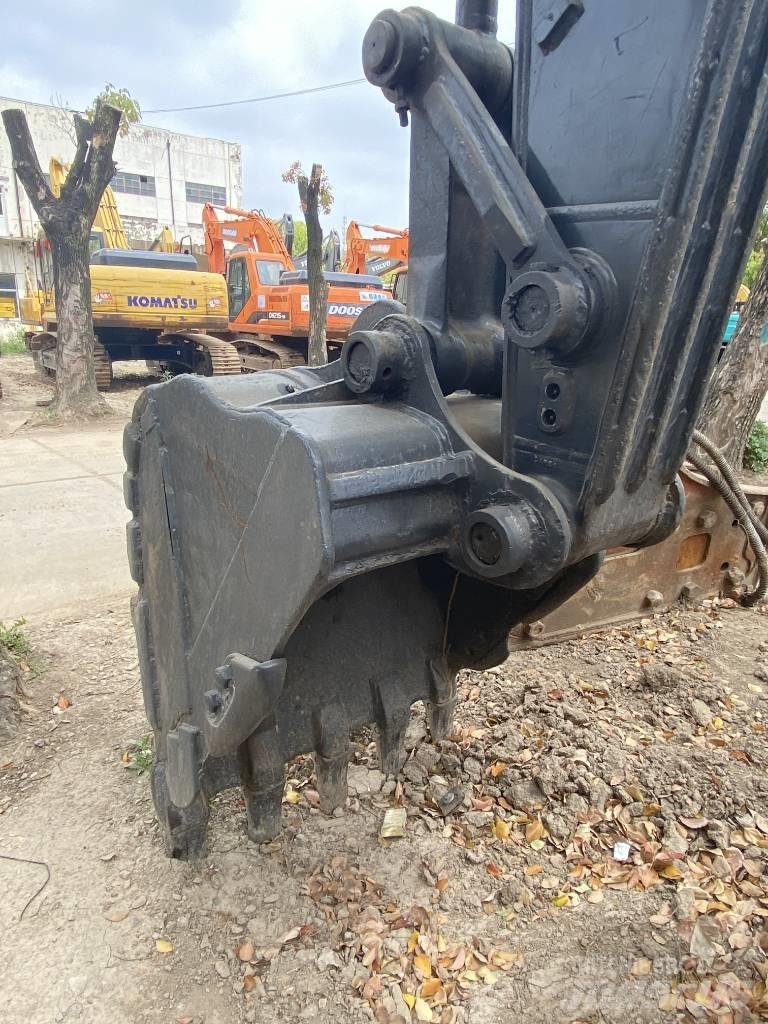 Volvo EC 140 DL Rupsgraafmachines