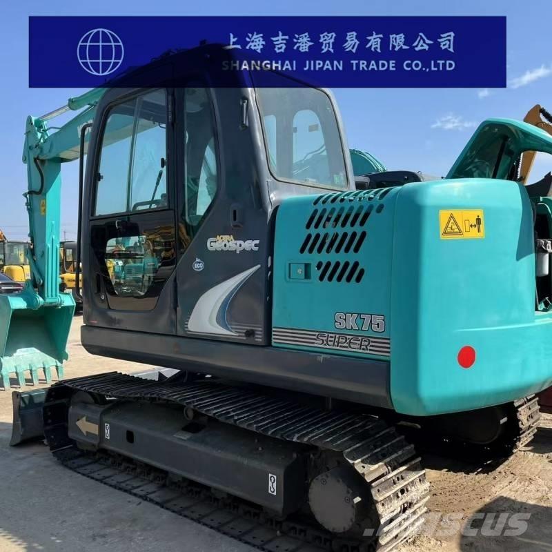 Kombelco SK 75 Rupsgraafmachines