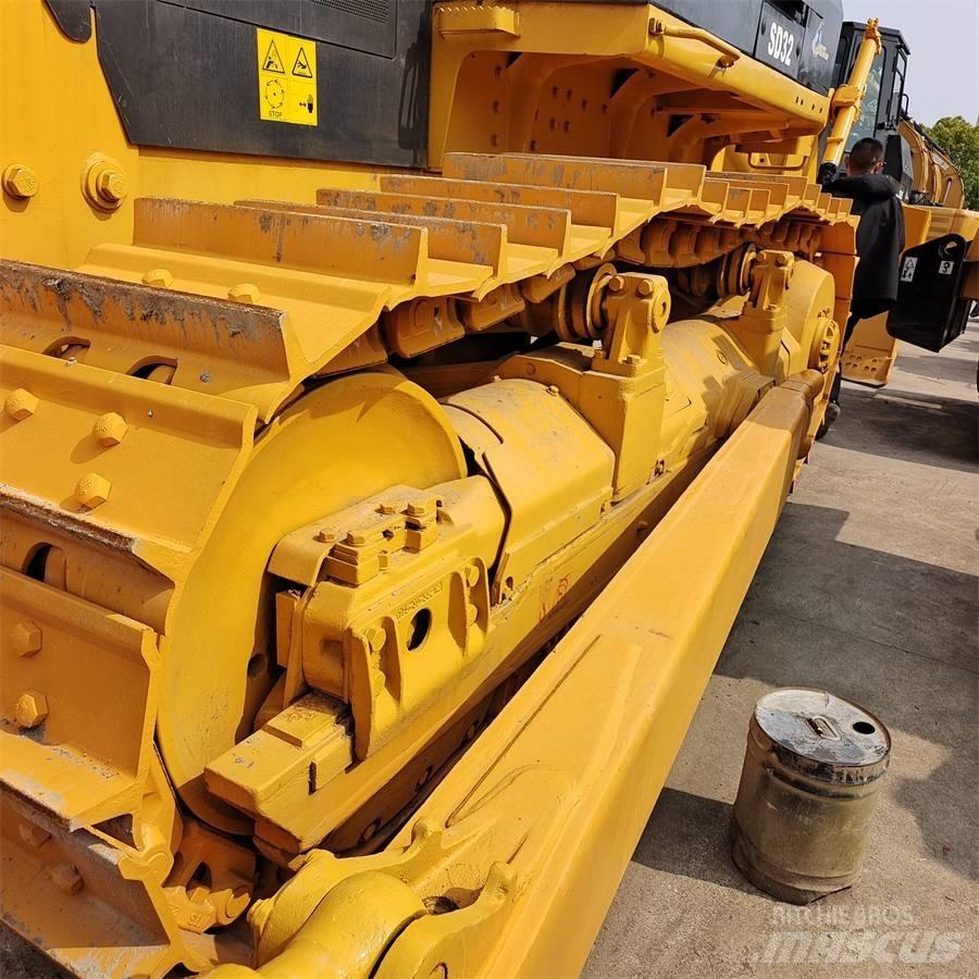 Shantui SD 32 Rupsdozers