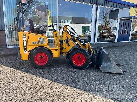 Knikmops KM 130 Miniladers