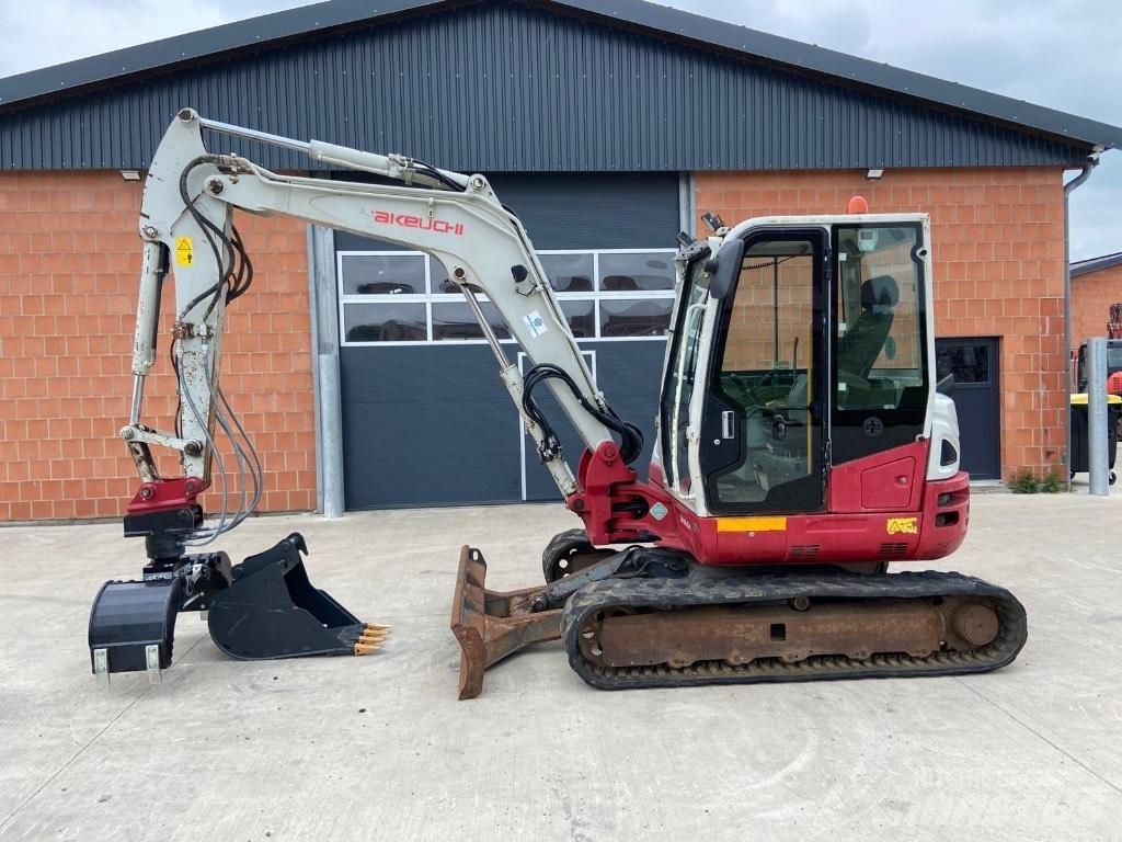 Takeuchi TB 260 Minigraafmachines < 7t