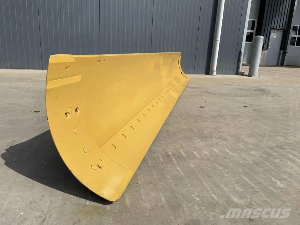 CAT 12K Moldboard Bladen