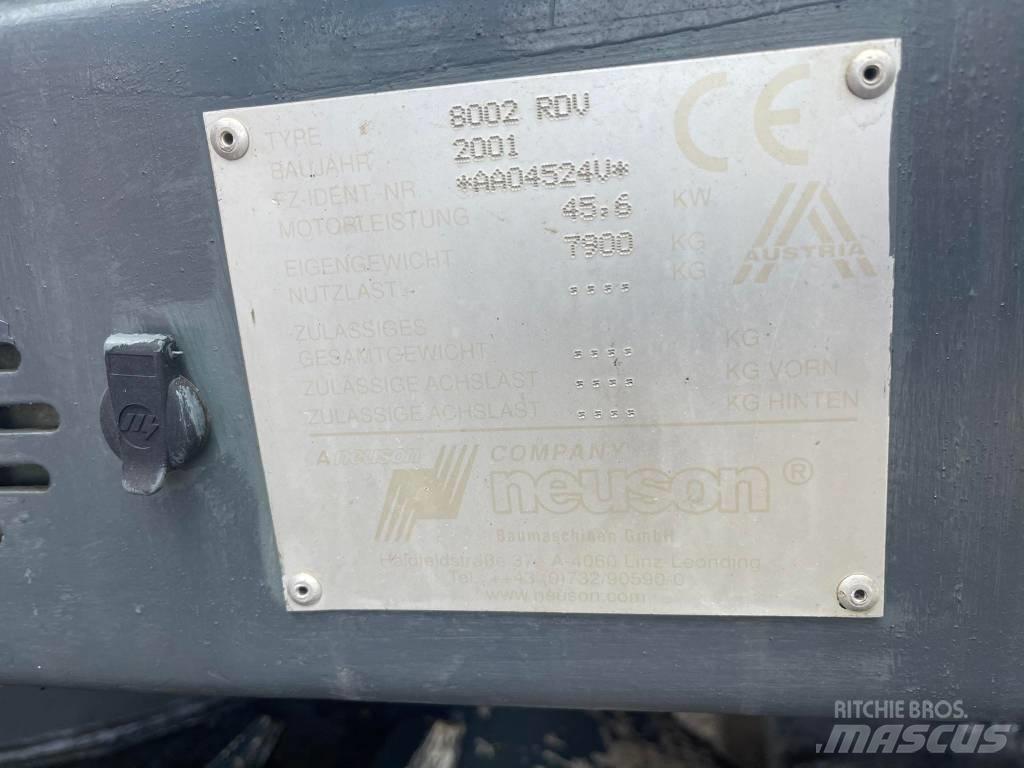 Neuson 8002 RDU Rupsgraafmachines