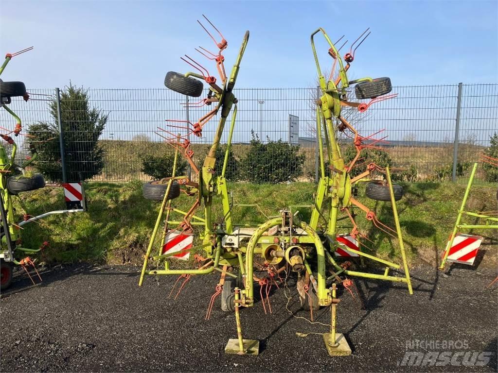 CLAAS Volto 640 HR Schudders