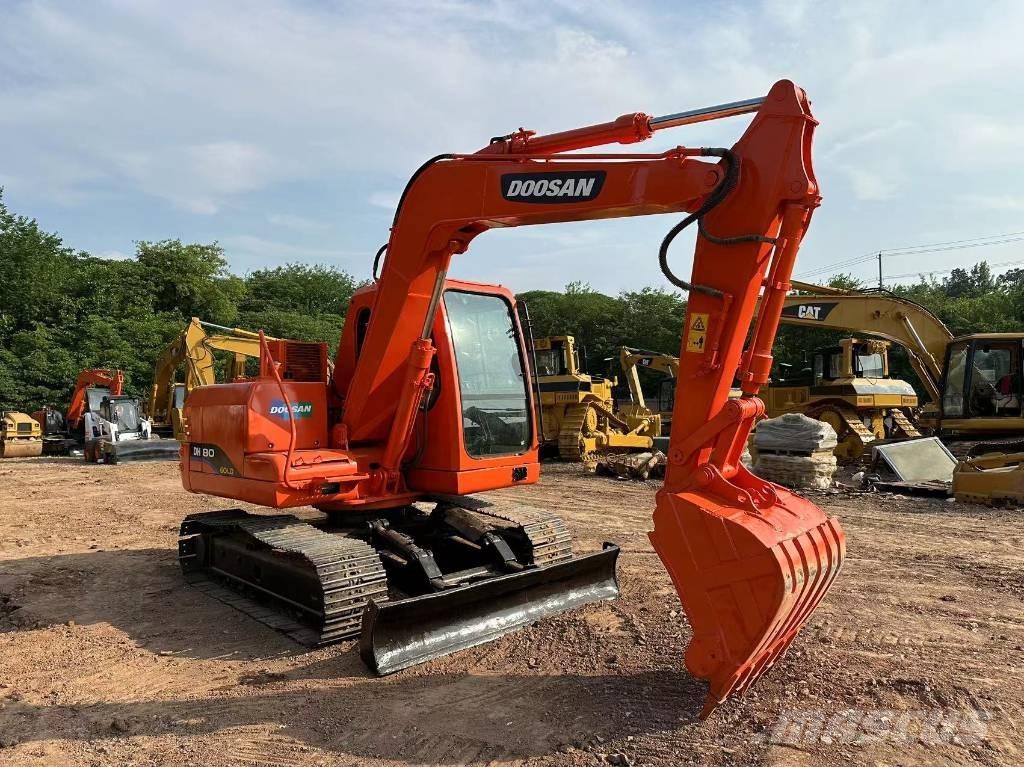 Doosan DH 80 Midigraafmachines 7t - 12t