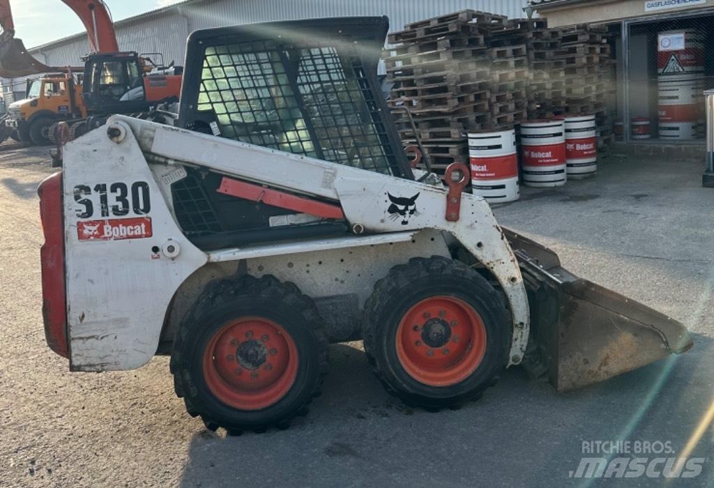 Bobcat S 130 Schrankladers