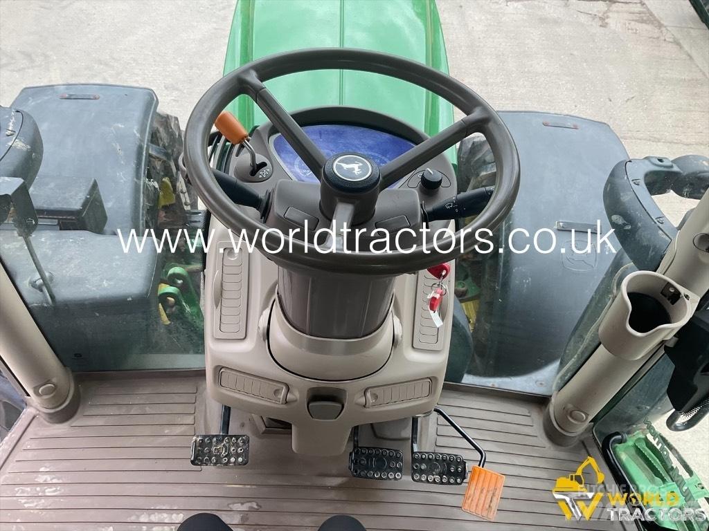 John Deere 6215 R Tractoren