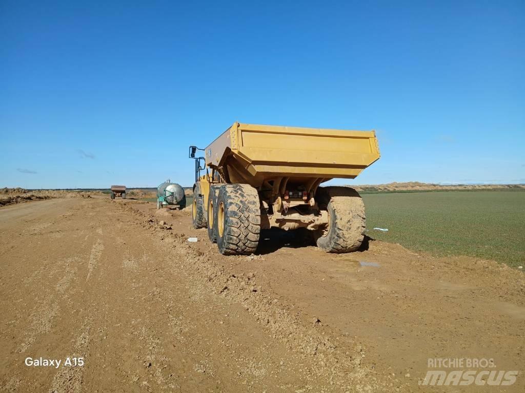 CAT 745 Knik dumptrucks
