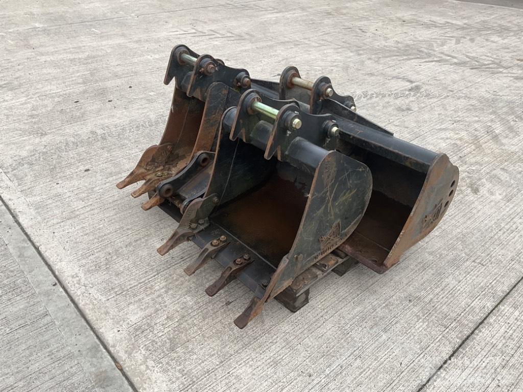 Rhinox Buckets Minigraafmachines < 7t