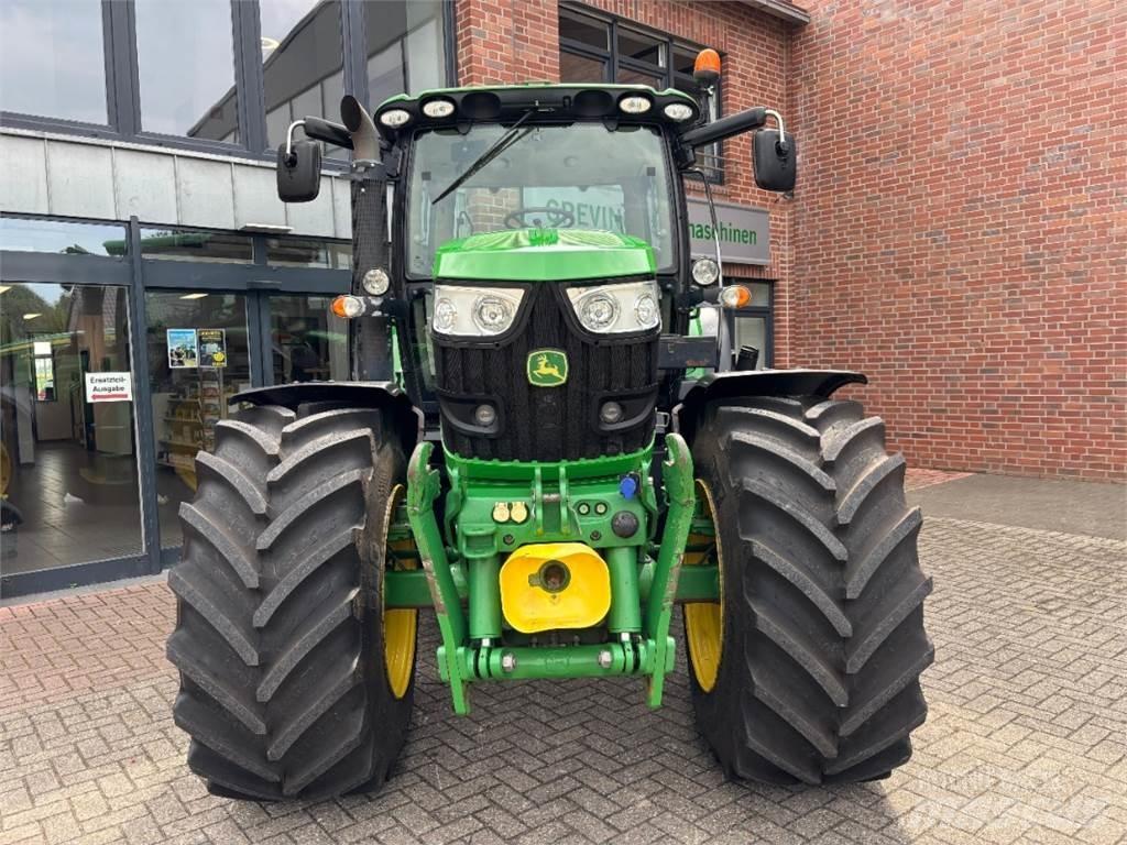 John Deere 6140R Tractoren