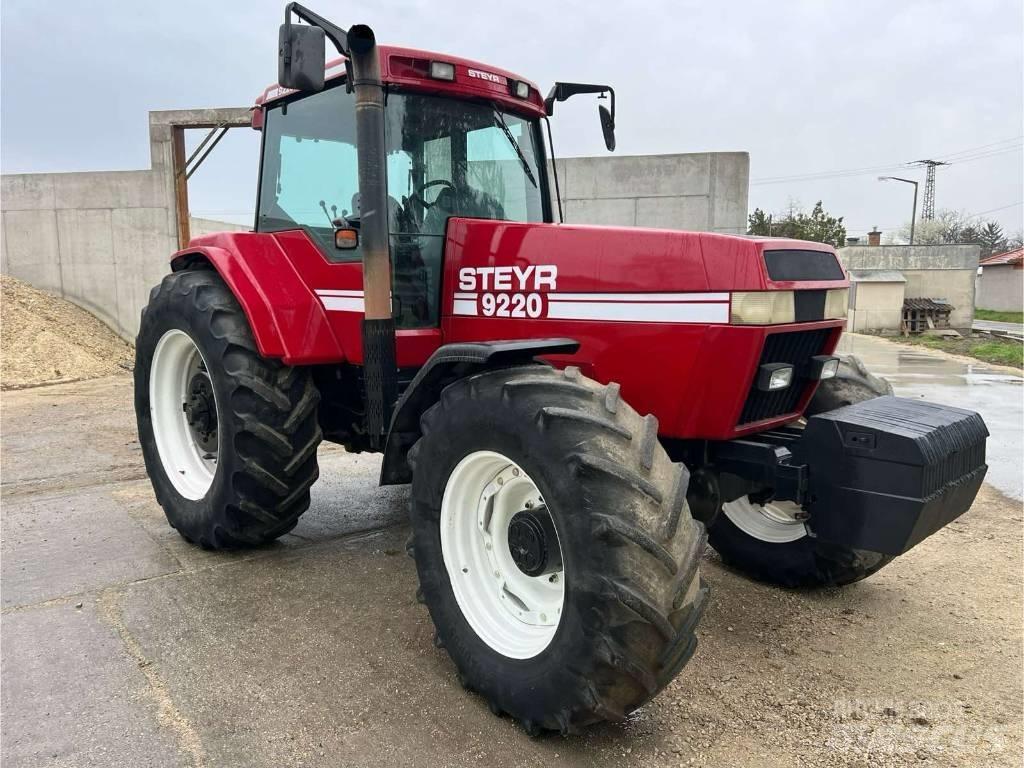 Steyr 9220 Tractoren