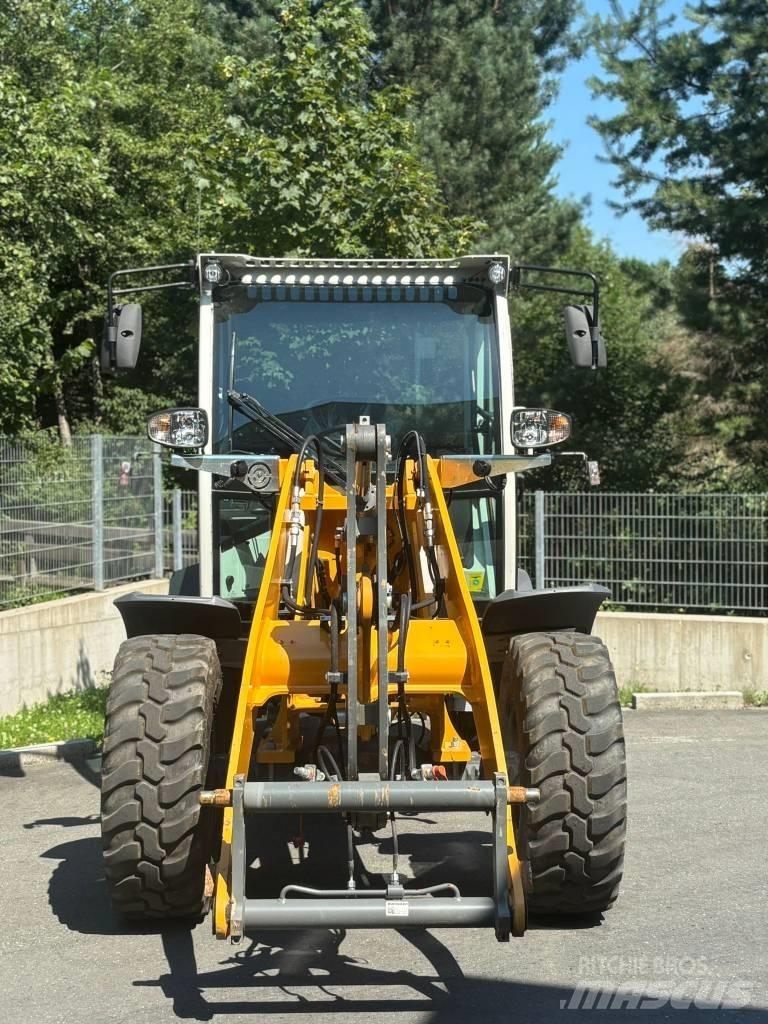 Liebherr L 506 Wielladers
