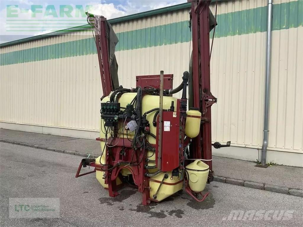 Hardi Master 1200 Getrokken spuitmachines