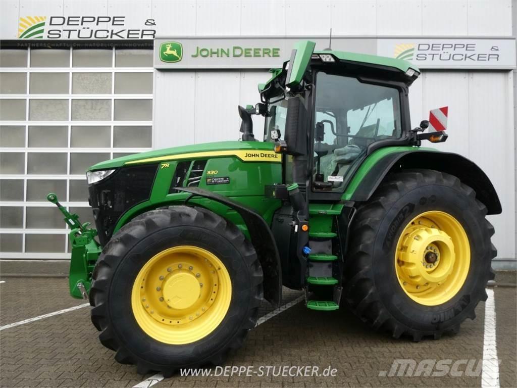 John Deere 7R 330 Tractoren