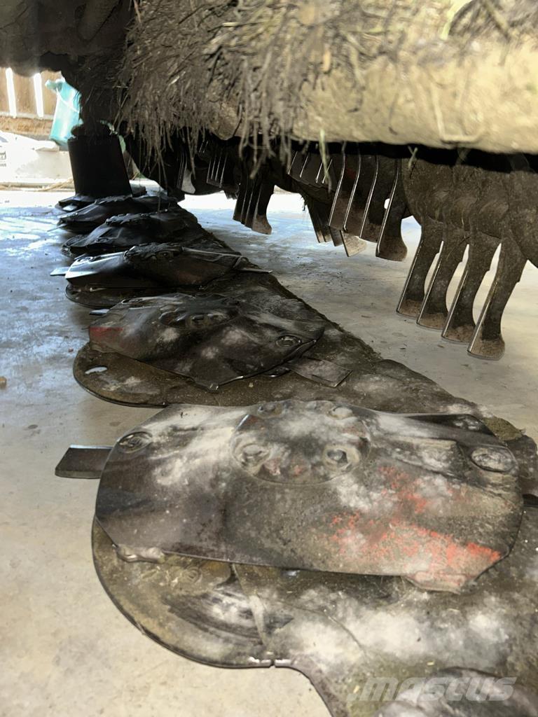 Kuhn FC3125 Gemonteerde en gesleepte maaiers