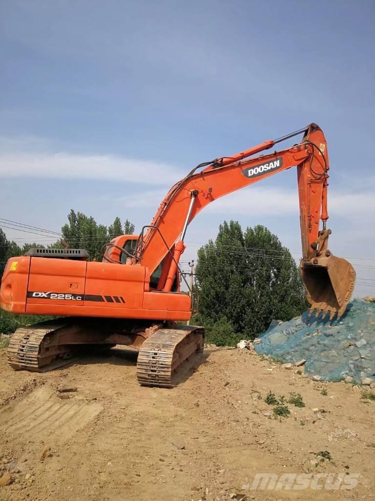 Doosan DX 225 Rupsgraafmachines