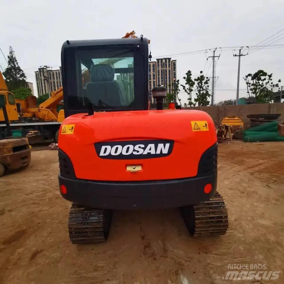 Doosan DH60-7 Rupsgraafmachines