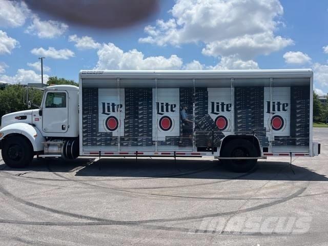 Peterbilt 337 Drankenwagen