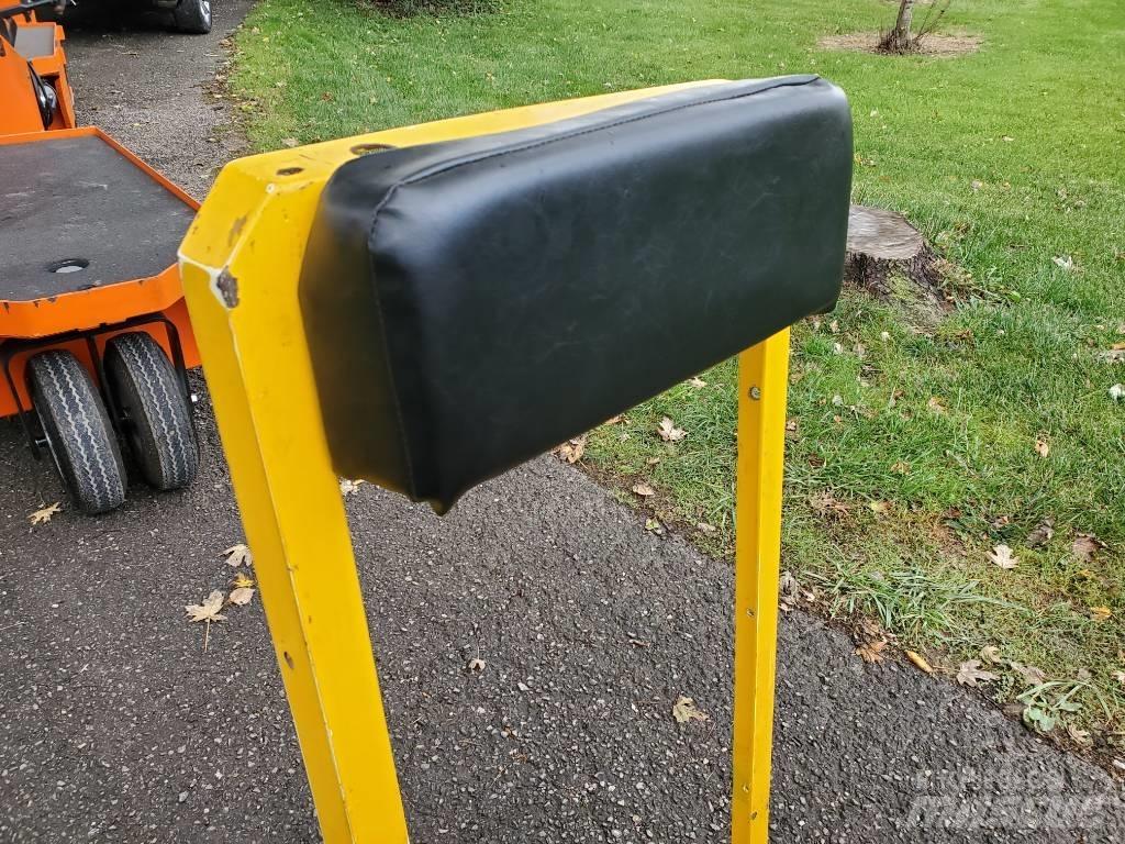 Taylor-Dunn SC090 Electro trekker