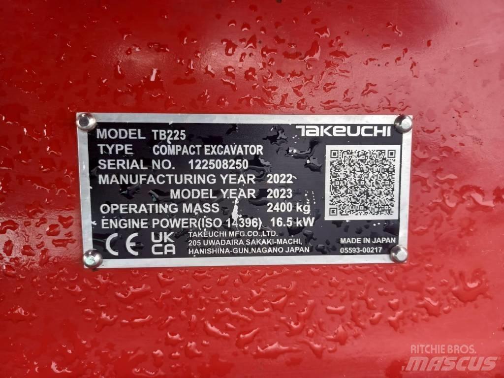 Takeuchi TB 225 Minigraafmachines < 7t