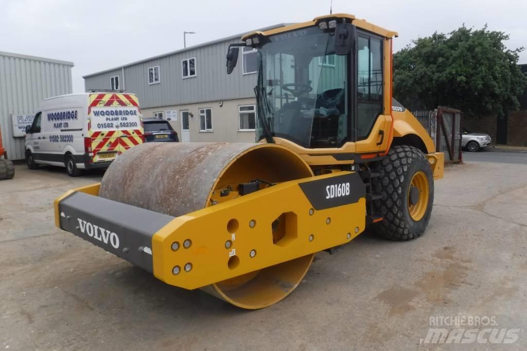 Volvo SD 160 B Bandenwalsen