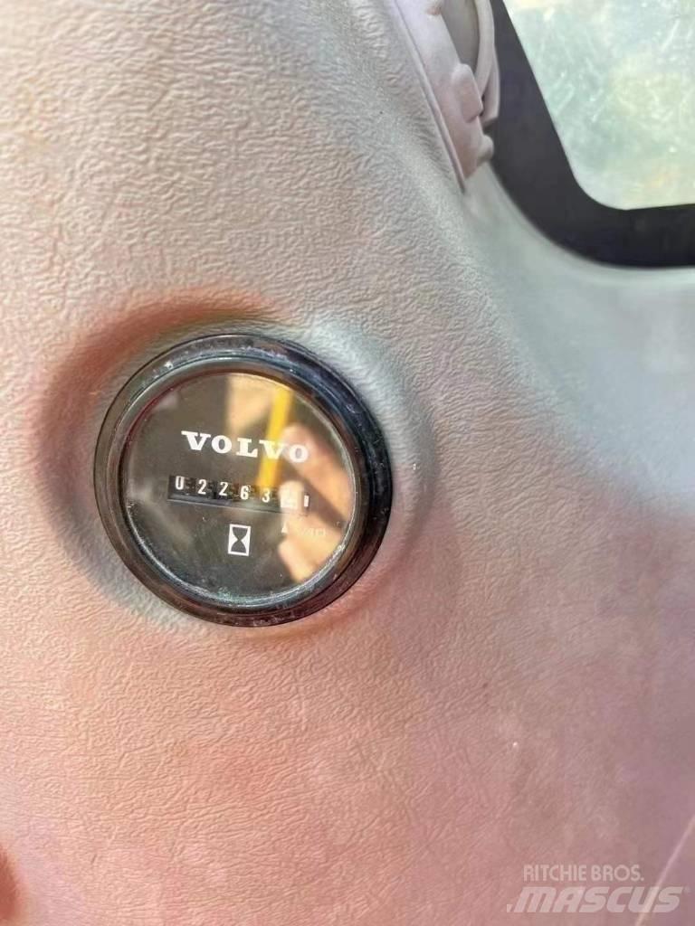 Volvo EC 220 D Rupsgraafmachines