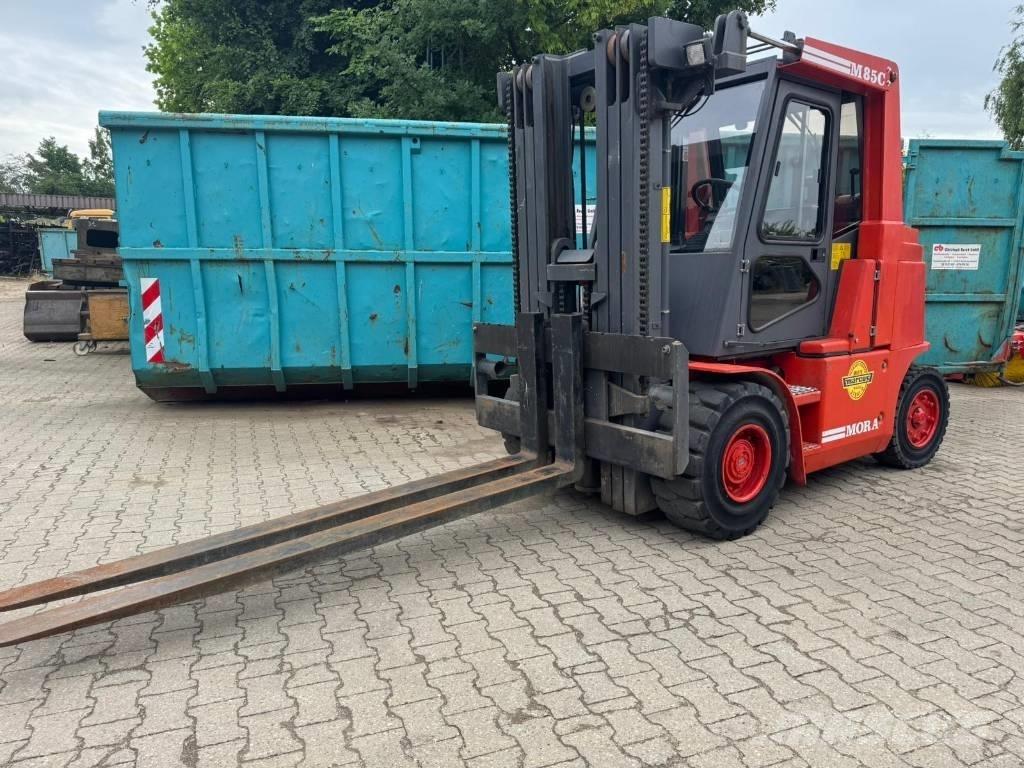 Mora M 85 C Diesel heftrucks