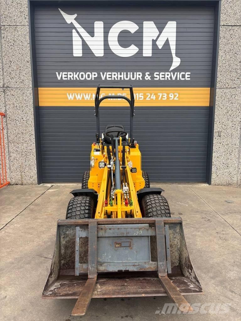 Knikmops KM 130 Wielladers