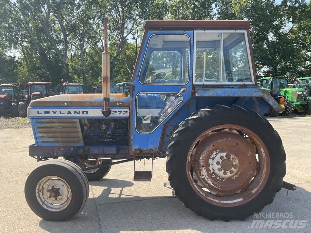 Leyland 272 Tractoren