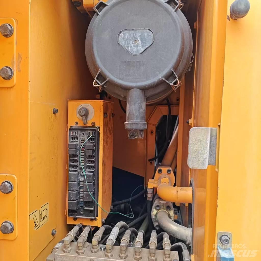 Hyundai 220lc-9s Rupsgraafmachines