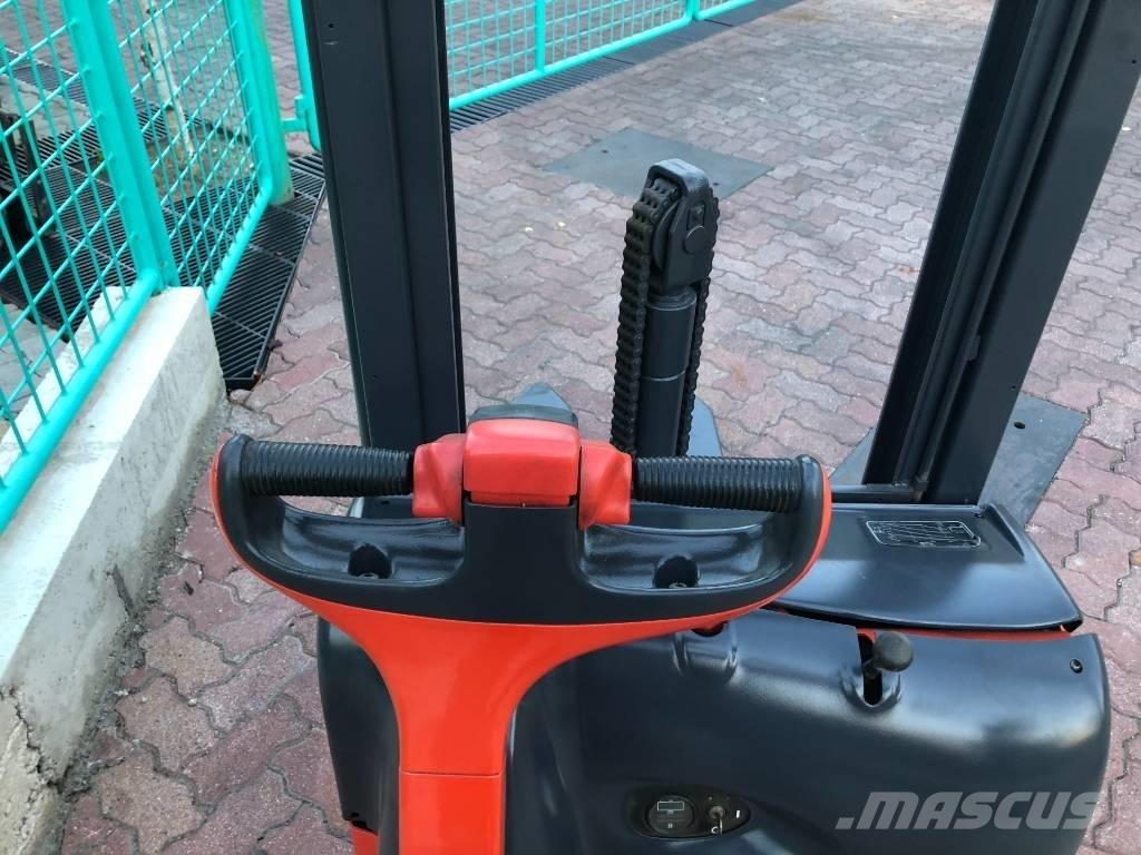 Linde L 12 V-3108 Stapelaar meeloop