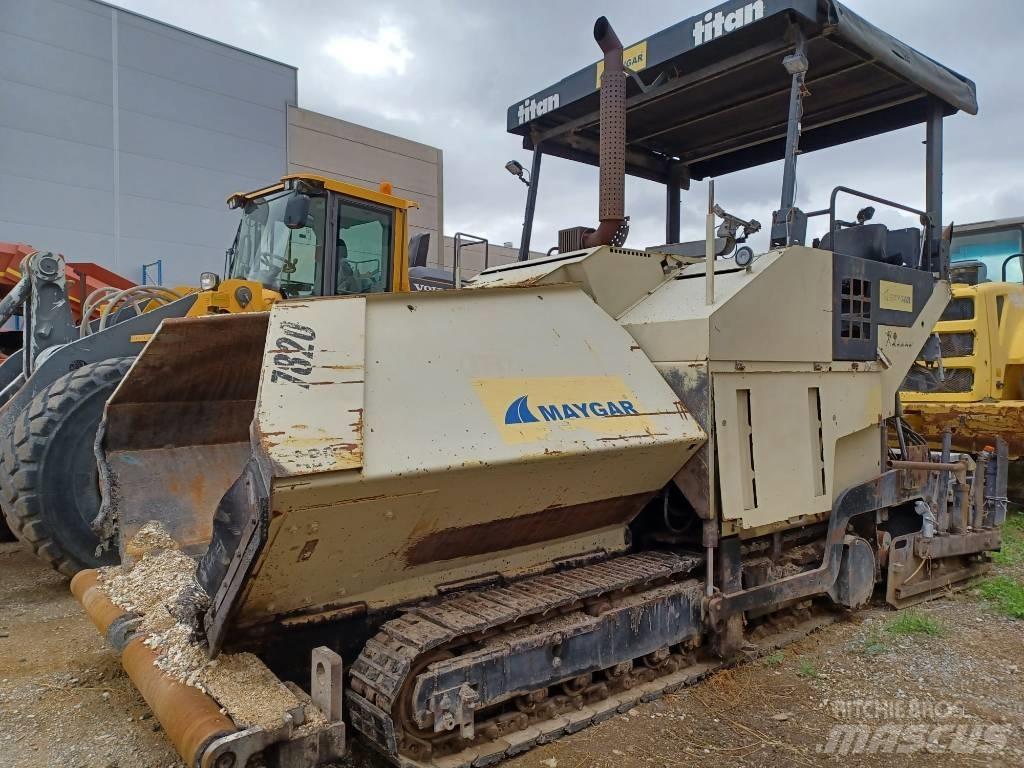 Titan 7820 Asfaltafwerkmachines