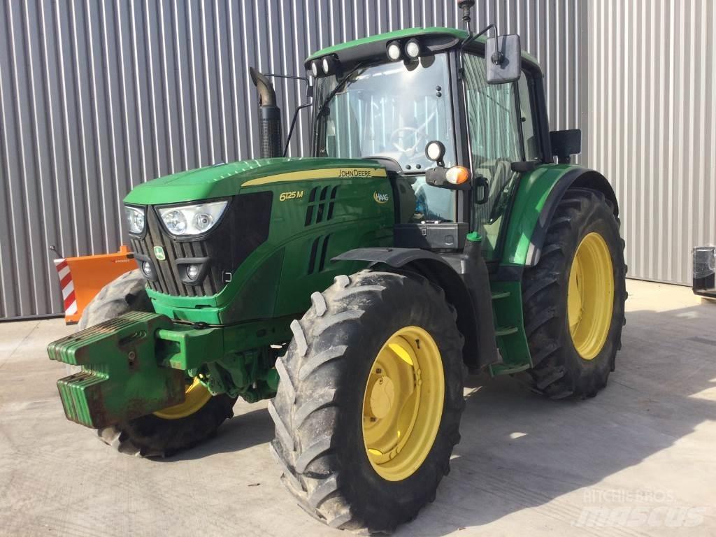 John Deere 6125M Tractoren