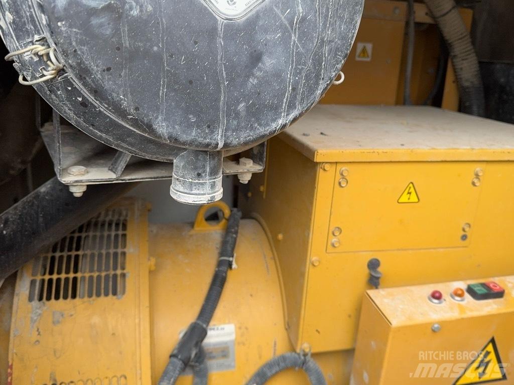CAT GEH 250 Diesel generatoren