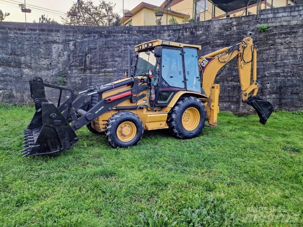 CAT 442 D Graaf-laadcombinaties