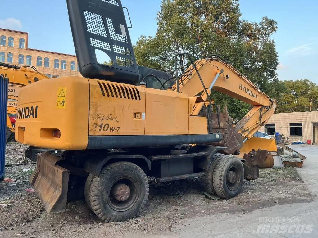 Hyundai R210W-7 Wielgraafmachines