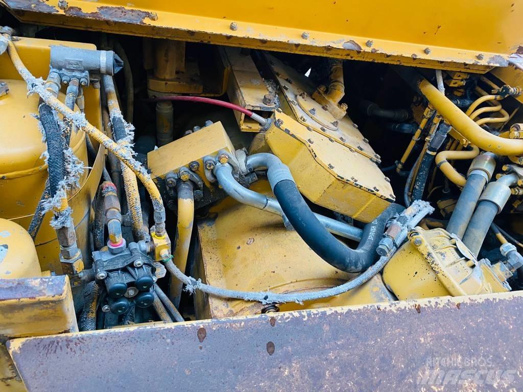 CAT D 25 C Knik dumptrucks
