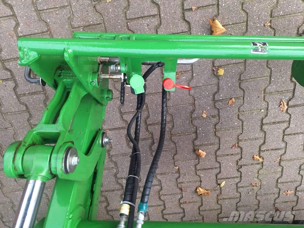 John Deere 5075M Tractoren