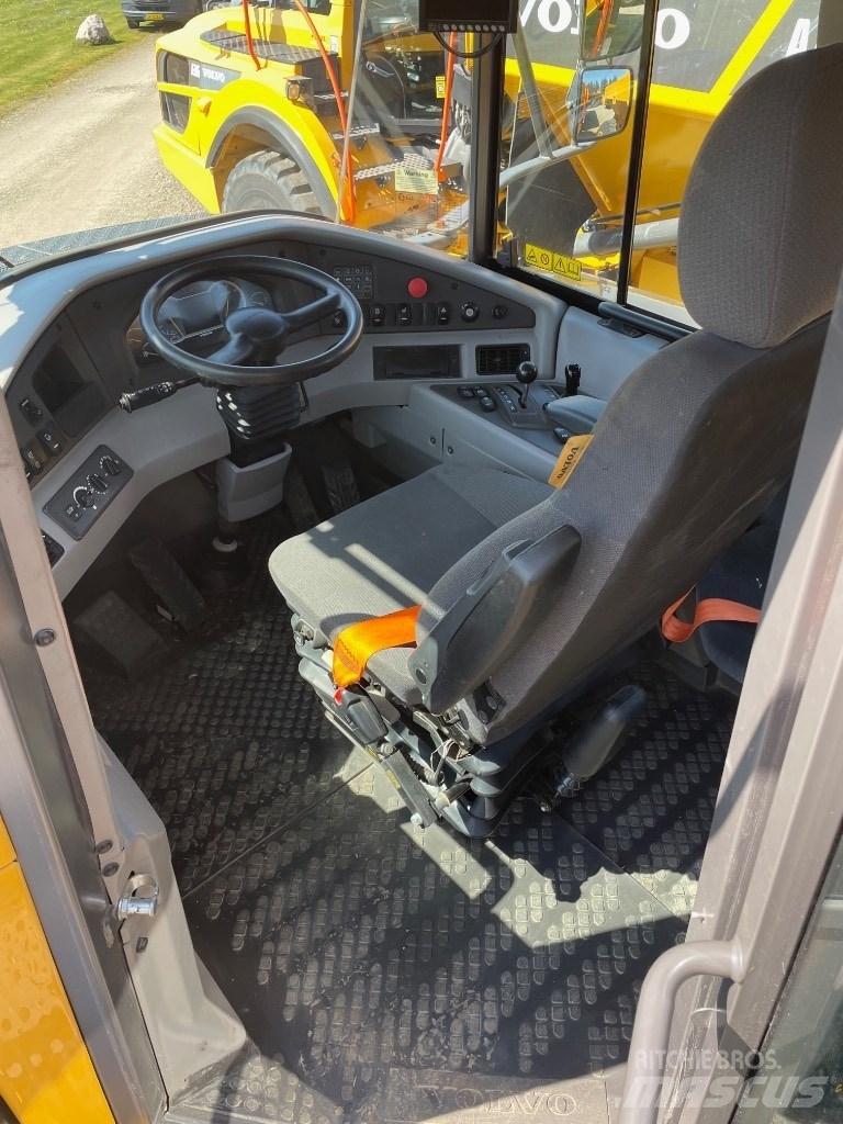 Volvo A30G Knik dumptrucks