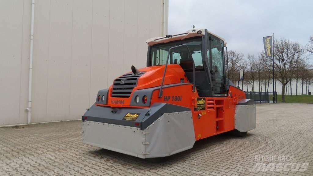 Hamm HP180i Bandenwalsen