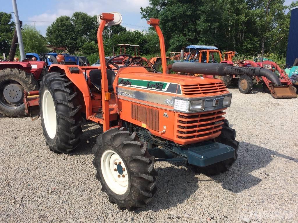 Kubota L1-45 Tractoren