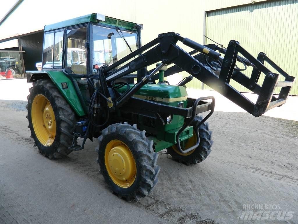 John Deere 2130 Tractoren