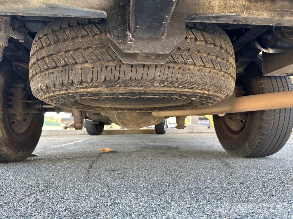Ford F 250 SD Bestelwagens met open laadbak
