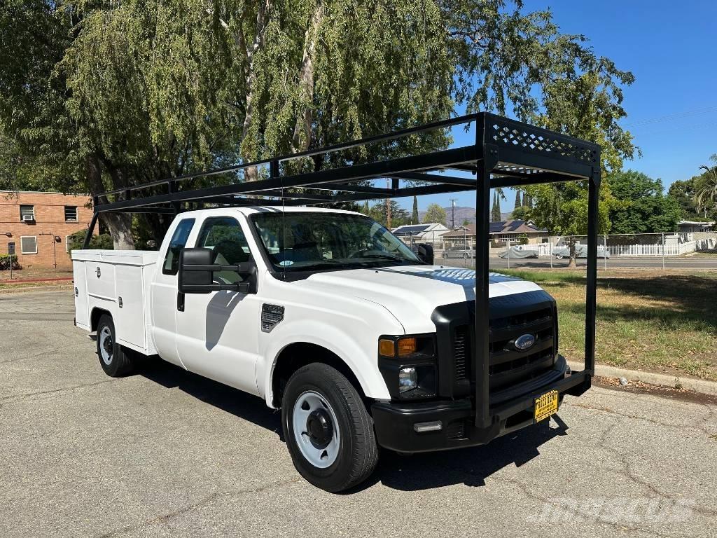 Ford F 250 SD Bestelwagens met open laadbak